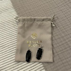 Authentic Kendra Scott Elle Drop Earrings